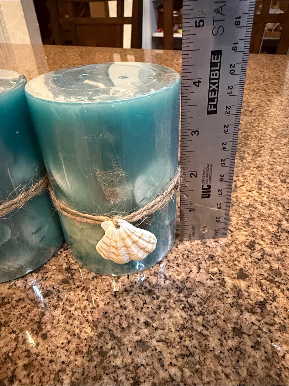 Pier 1 Imports Oceans Scented Pillar Candles Pair Seashell Beach House NWT - Picture 6 of 7
